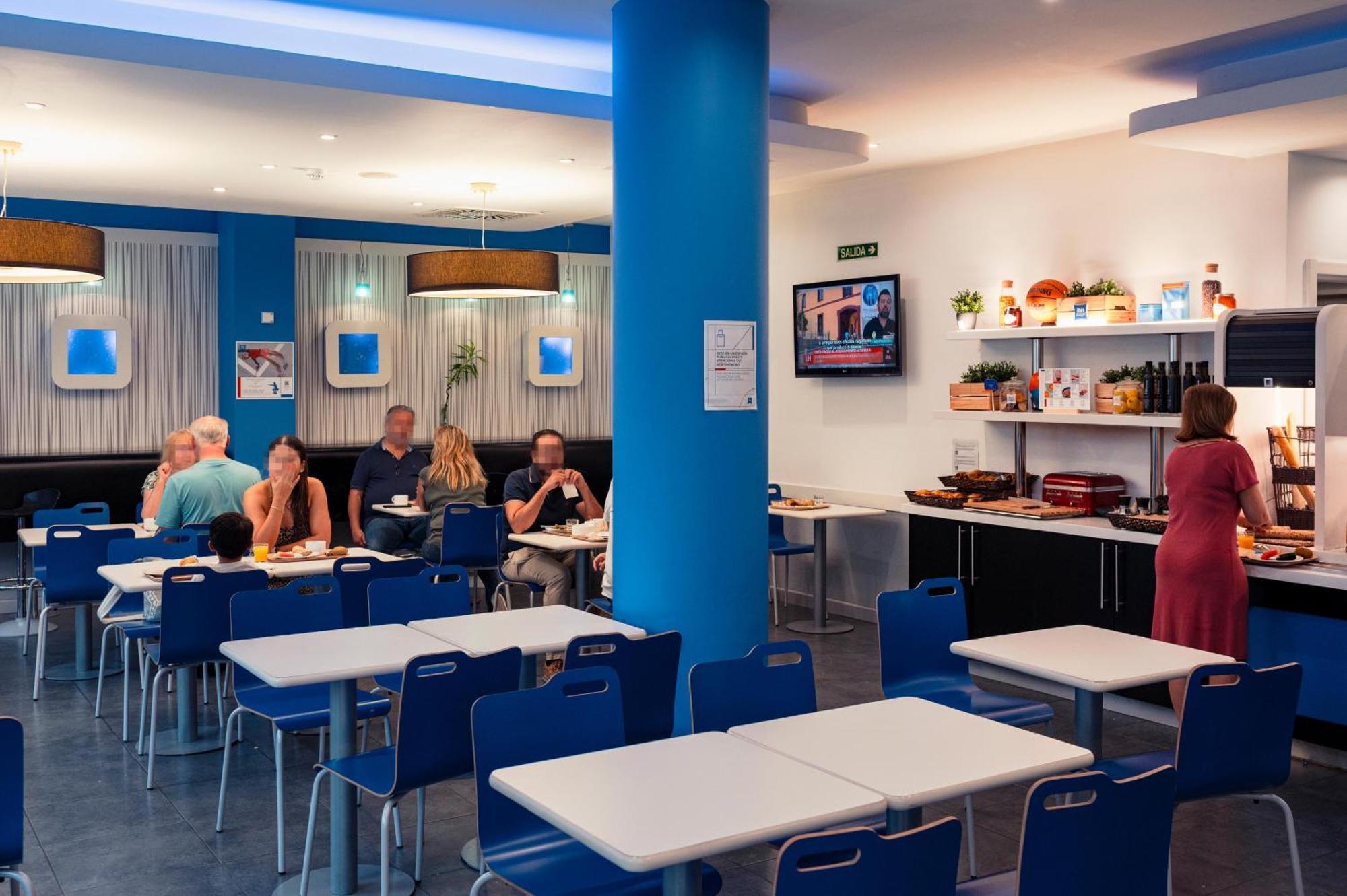 Ibis Budget Malaga Centro Exteriör bild