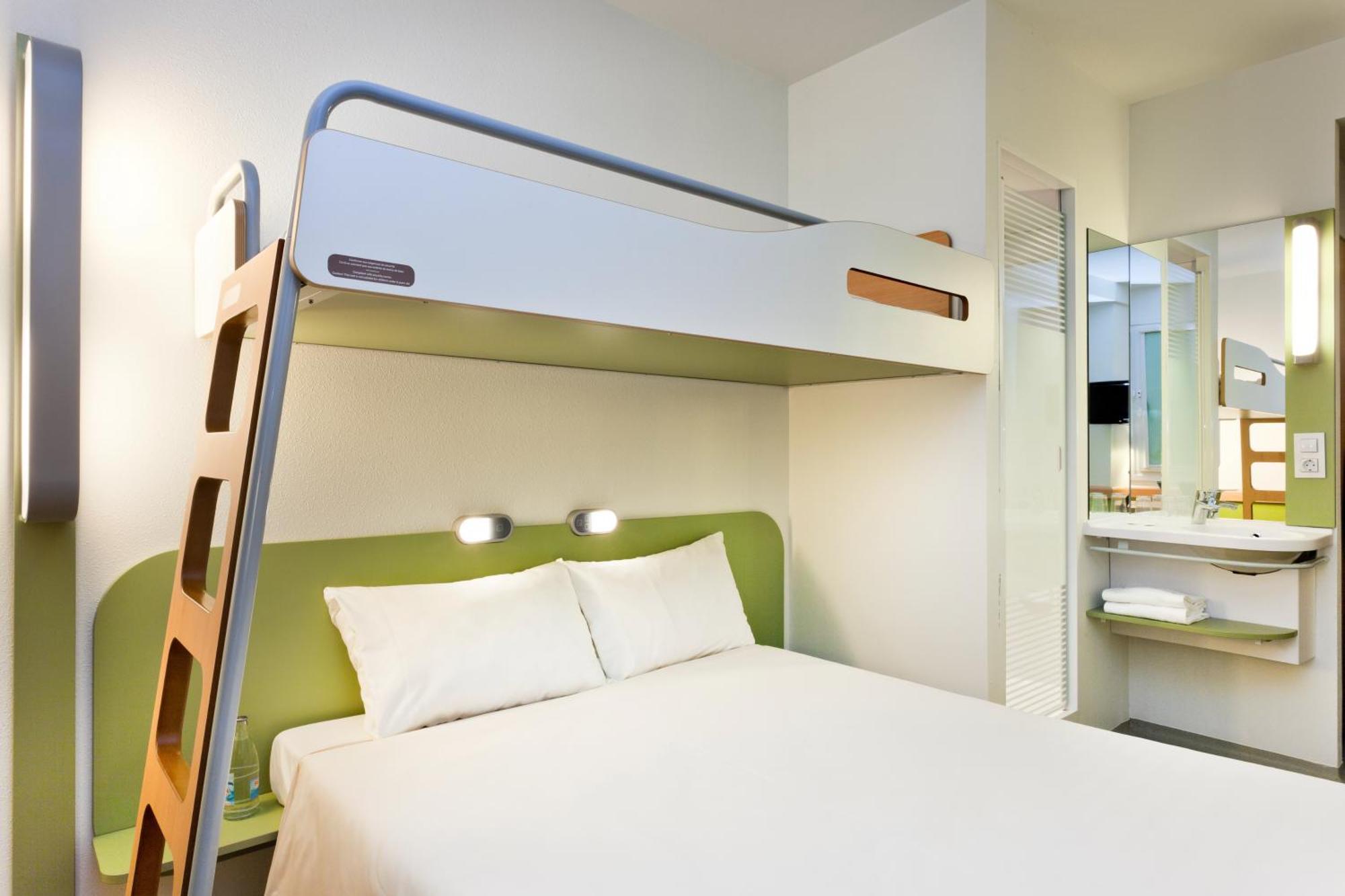 Ibis Budget Malaga Centro Exteriör bild